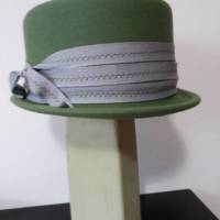 Filzhut Zylinder Grün mit grauem Ripsband - B-Ware Bild 7
