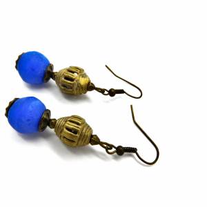 afrikanische Ohrhänger -  Bronze, handgemachte blaue Recyclingglasperlen - 5,2cm - andere Farben möglich Bild 5
