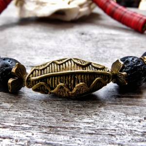 Afrikanische Halskette - Lava, antike Bakelit-Scheiben, antike Bronze-Perle - 50-52cm Bild 4