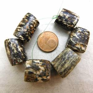 6 zylindrische Granit-Perlen - antiker Granit Stein aus Mali - Sahara Stein - schwarz weiß grau Bild 3