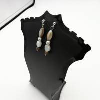 Perlen-Ohrringe mit Muschel in braun weiß silber 3,5cm lang handgemachtes Unikat Bild 4
