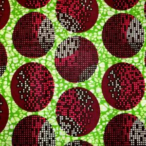 Wachsbatik-Stoff - 50cm/Einheit - Pixel-Kreise dunkelrot auf grün - fester Baumwollstoff -PH Bild 3