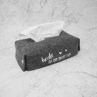 Hülle für Zupf-Taschentücher-Box, Kosmetiktücherbox mit Spruch Bild 3