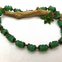 Halskette - afrikanische handgemachte Recyclingglas-Rondelle - grün, bronze - 46cm Bild 2
