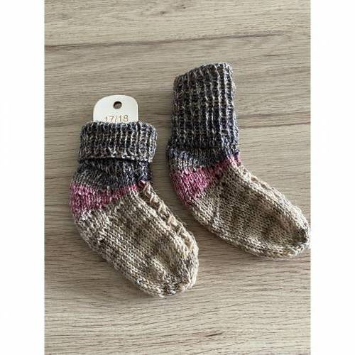 Handgestrickte Socken Gr. 17/18
