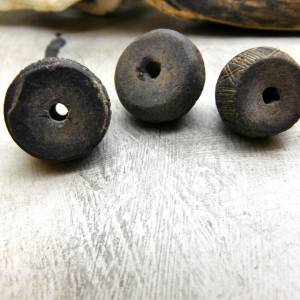 3 sehr alte Tonperlen Spinnwirtel mit Muster aus Mali - 200-300 Jahre alt - gesamt ca. 33,4 Gramm - Sammlerperlen M Bild 3
