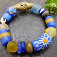 afrikanisches Armband - bunte Vielfalt blau, gelb - Recyclingglas,Krobo,Bronze - elastisch Bild 4