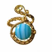 Ring mit Achat blau türkis gestreift handgewebt in goldfarben verstellbar Paisley boho Bild 2