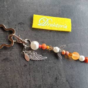 DRAHTORIA Set Schlüsselanhänger mit Schutzengel Engel und Flügel, Karte und Geschenk Säckchen Perlenengel Bild 2