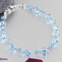 Brautschmuck: Armband mit hellblauen Kristallperlen - Etwas Blaues zur Hochzeit - aquafarbene glitzernde Armkette Bild 1