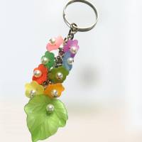 Taschenbaumler Schlüsselanhänger Perlen weiss Blüten Regenbogen Glas Chakra neu Bild 1