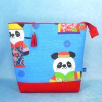 Kulturbeutel für Kinder mit Panda Geishas | Waschtasche für Kinder | Windeltasche für unterwegs Bild 2