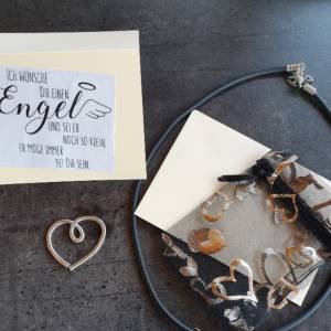DRAHTORIA Set aus Schutzengel Engel Lavaperle Kautschukband,  Karte, Herz aus Aludraht und Organza Geschenk Perlenengel Bild 4