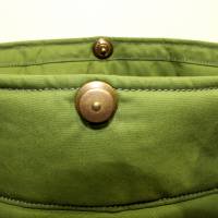 Rucksack/Schultertasche „Citie Bag“ aus Oilskin, grün Bild 6