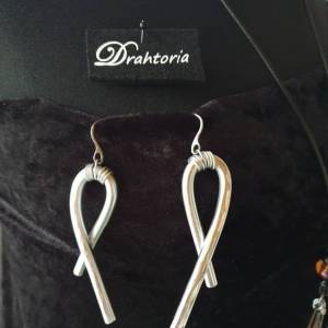 DRAHTORIA Statement Ohrringe Ohrhänger aus Aludraht mit Edelstahl-Ohrhaken Aluminium trotz der Größe leicht, weil Alu Bild 2