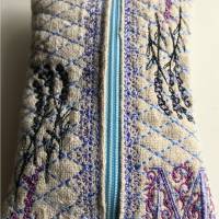 Leinen TaTüTa - Taschentücher-Tasche für Papiertaschentücher mit Monogramm 'M' + LavendelHerzerl Bild 1