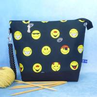 schwarze Projekttasche Gr. L mit gelben Smileys | Handarbeitstasche mit Reißverschluss | extra hoher Kulturbeutel Bild 1