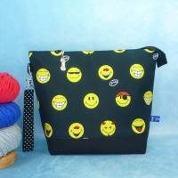 schwarze Projekttasche Gr. L mit gelben Smileys | Handarbeitstasche mit Reißverschluss | extra hoher Kulturbeutel Bild 2