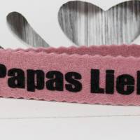 # Witziger Schlüsselanhänger # "Papas Liebling" # Spruch Statement Geschenkidee Schlüsselband Scherz Spaß Papaki Bild 1