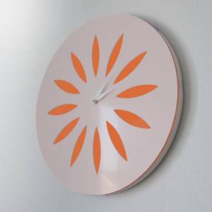 Design-Wanduhr mit Blumen-Dekor, Weiss-Orange Bild 1