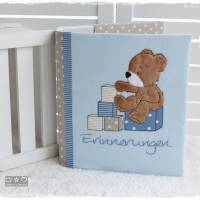 Kindergartenordner/Portfolio blau/taupe/weiß,Teddy mit Bausteinen, personalisierbar Bild 1