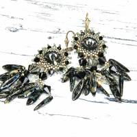festliche schwarze ohrringe, muttertag geschenk, beadwork, gothic schmuck, glasperlen Bild 3