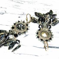 festliche schwarze ohrringe, muttertag geschenk, beadwork, gothic schmuck, glasperlen Bild 7