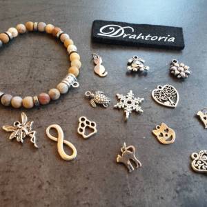 DRAHTORIA zartes Armband mit natürlichem Achat in matt und Hämatit Scheiben Perlen Halbedelstein mit Charm nach Wunsch U Bild 1