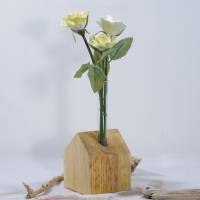 Vase aus Holz, Reagenzglas, DIY, Haus, Altholz, Tischdeko, Wohndeko, Blumenvase, Vase in Hausoptik Bild 7