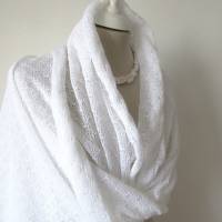 Weiße gestrickte Braut-Stola aus Baumwolle-Kaschmir, zarter Brautschal, Umschlagtuch für die Hochzeit, Sommerschal Bild 5