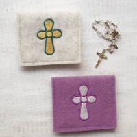 Bestickte Rosenkranztasche aus Filz *Motiv Kreuz mit Umrandung *individuell angefertigt Bild 1