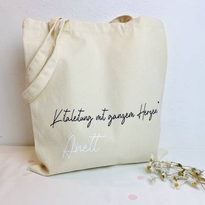 Stoffbeutel personalisiert - Kitaleitung mit ganzem Herzen | Geburtstagsgeschenk für die Kindergartenleitung