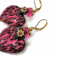 Ohrringe handgemacht aus Acryl Herz pink schwarz mit Blüte Geschenk Danke Erzieherin Freundin Bild 1