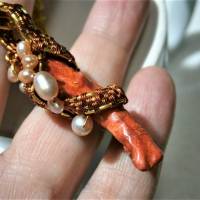 Anhänger Perlen an Koralle Schaumkoralle rotbraun an langer Kette goldfarben wirework handgewebt boho Bild 6