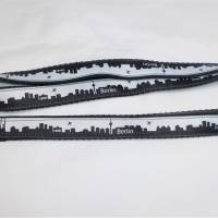 Schlüsselband lang schwarz mit Skyline-Webband Berlin, zum Umhängen 50cm lang, Gurtband, Karabiner Bild 1