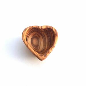 Mini Schale in Herzform, Schmuck Schälchen, handgefertigt aus Olivenholz Bild 2