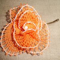 Haarblüte geklöppelt Handarbeit in Orange weiß Hochzeit Geschenk Geburtstag Muttertag Bild 2