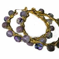 Creolen als Amethyst Ohrringe 35 Millimeter lila flieder violett handgemacht in wirework goldfarben Bild 3