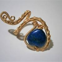 Ring mit Lapislazuli blau handgewebt in wirework goldfarben verstellbar Paisley boho Lapisring Bild 3