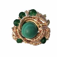 Ring grün Malachit handgemacht verstellbar mit Achat dunkelgrün in wirework goldfarben handgewebt Bild 1