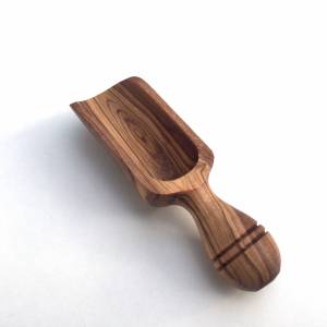 Salzschaufel 9 cm Gewürzschaufel Holzschaufel Holzschippe handgefertigt aus Olivenholz Bild 7