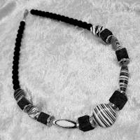 Halskette "Schwarz&Weiß", Collier Bild 1