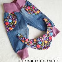 Jeans Upcycling Babyset mit bunten Blüten - Halstuch und Hose in Größe 68 Bild 1