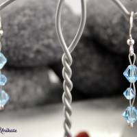 Brautschmuck: Ohrringe mit hellblauen Kristallperlen - Etwas Blaues zur Hochzeit - aquafarbene glitzernde Ohrhänger Bild 1