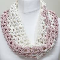 Sommer Loopschal - gehäkelter Rundschal aus Wolle - in weiß und rosa - locker und luftig - Schal für Damen oder Kinder Bild 4