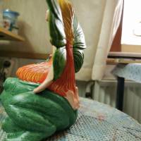 Zauberhafte Elfe Orange auf Frosch Bild 3