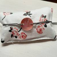 Freundschaftsarmband, Perlmutt in rosa, silberfarbene Perlen in Geschenkschachtel mit Lavendelkissen Bild 4
