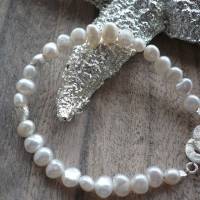 Echtes Perlenarmband mit Echt Silber Ring-Ring Verschluss,Extravagantes Perlenarmband,Brautschmuck,Perlen-Armband zart, Bild 1