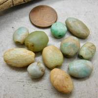 11 kleinere antike Amazonit-Perlen aus Mauretanien - abgeflachte Ovale - 9,2g - seltener Stein - Sahara Amazonit Perlen Bild 2