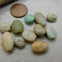 11 kleinere antike Amazonit-Perlen aus Mauretanien - abgeflachte Ovale - 9,2g - seltener Stein - Sahara Amazonit Perlen Bild 4